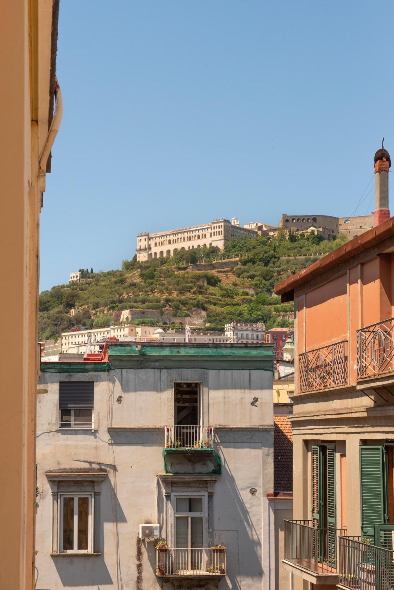 Monteleone ,12 Bed & Breakfast Napels